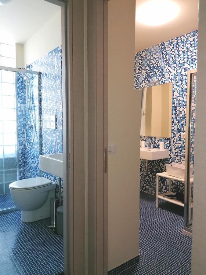 Inner City De Luxe Apartment คาตาเนีย ภายนอก รูปภาพ