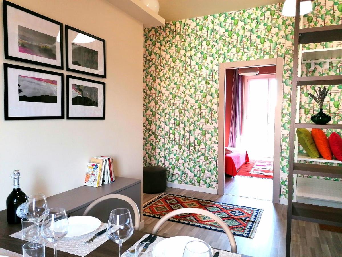 Inner City De Luxe Apartment คาตาเนีย ภายนอก รูปภาพ
