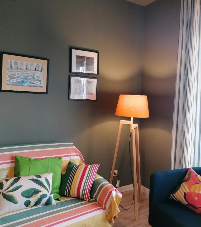 Inner City De Luxe Apartment คาตาเนีย ภายนอก รูปภาพ
