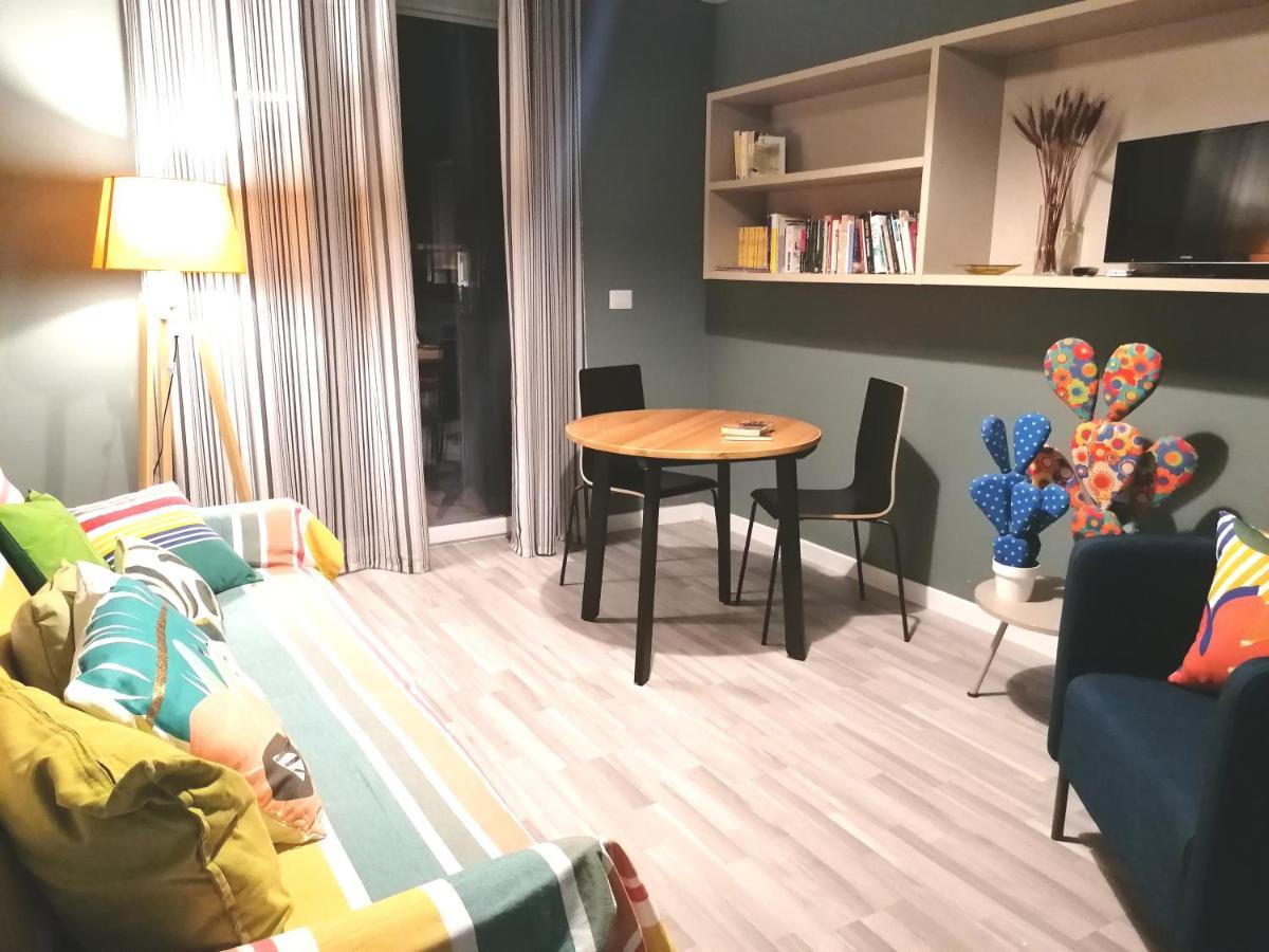 Inner City De Luxe Apartment คาตาเนีย ภายนอก รูปภาพ